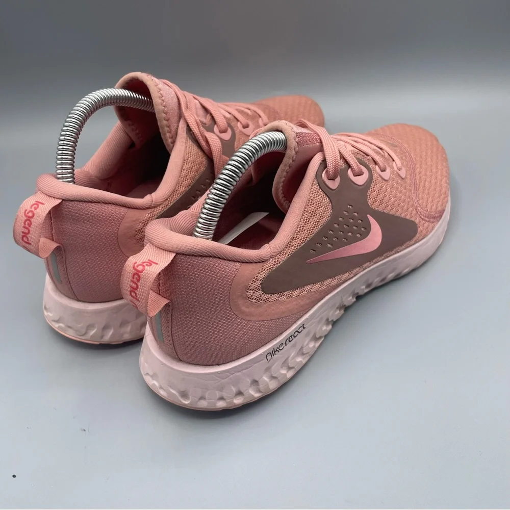 Nike Legend‎ React Rush Pink